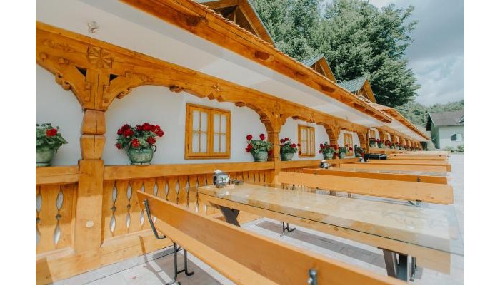 Complex Lostrita poza 2