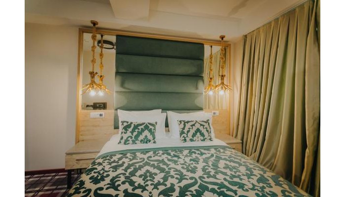 Complex Lostrita poza 7