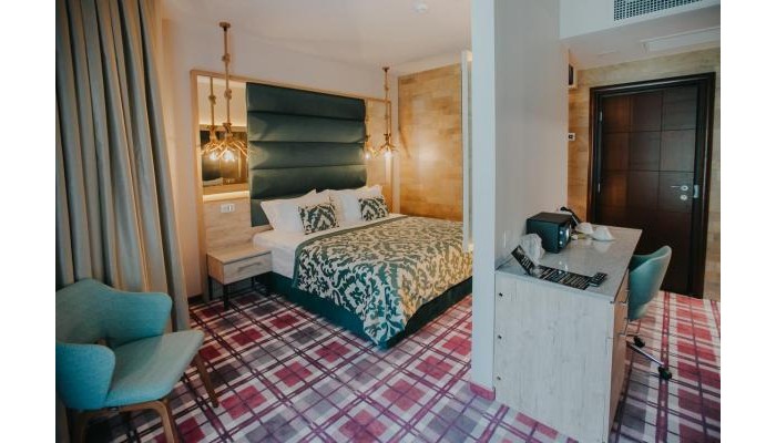 Complex Lostrita poza 11