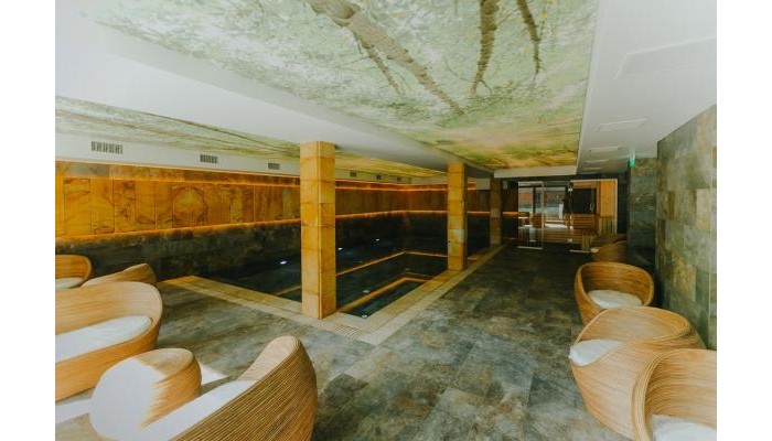 Complex Lostrita poza 20