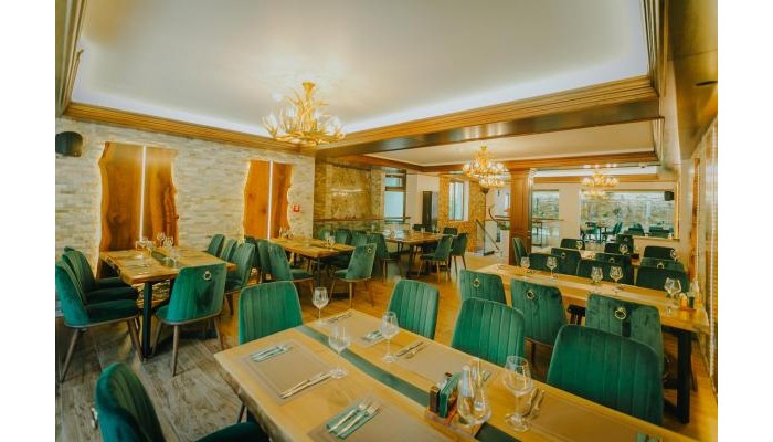 Complex Lostrita poza 16