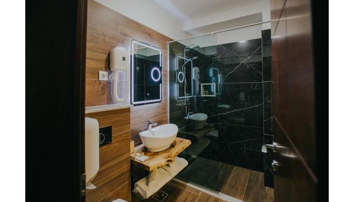 Complex Lostrita poza 15