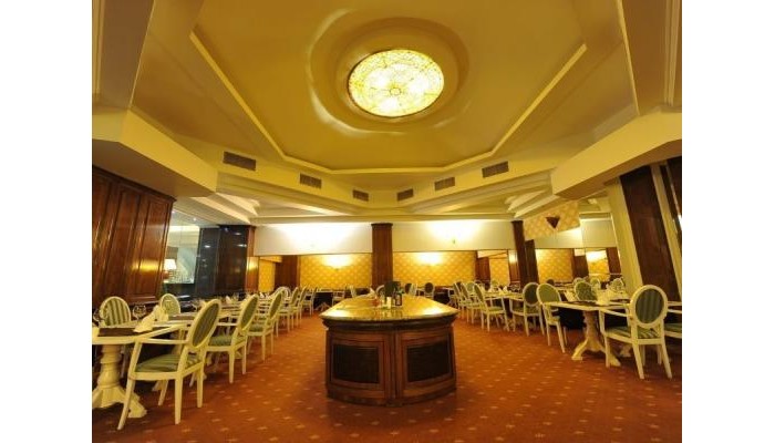 Crystal Palace Hotel poza 4