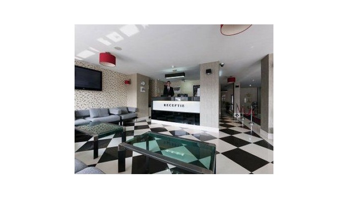 Parliament Hotel - Non Refundable Room poza 5