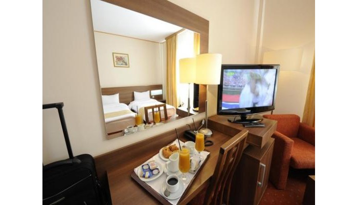 Rin Airport Hotel poza 21