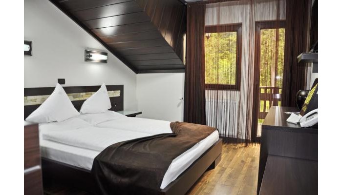 Complex Cochet poza 15