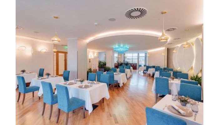 Hotel Doubletree By Hilton Cluj poza 12