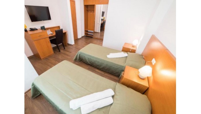 Hotel London poza 1