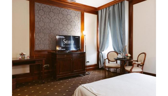 Select Hotel poza 4