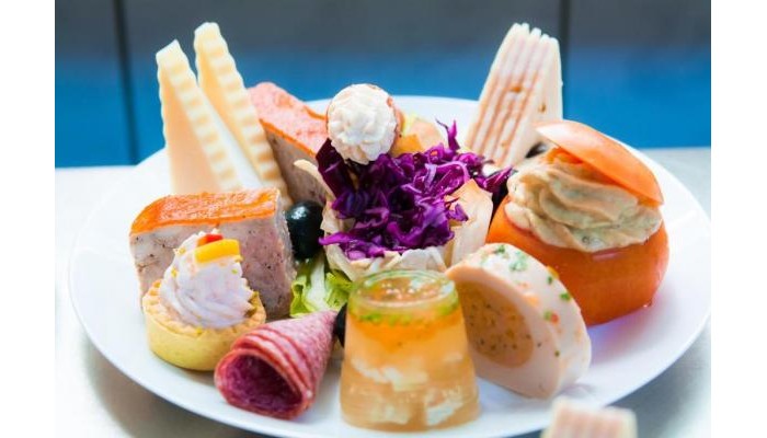 Q Hotel Neptun poza 17