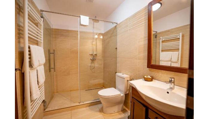 Hotel House Of Dracula poza 9