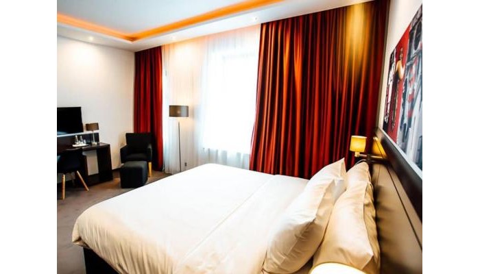 Hotel Republique poza 2