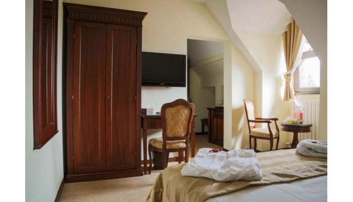 Hotel Foisorul Cu Flori poza 5