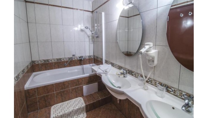 Hotel Marami poza 11