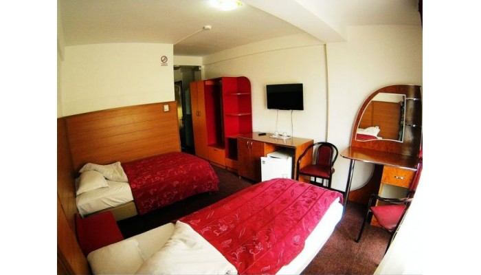 Hotel La Sura Dacilor poza 4