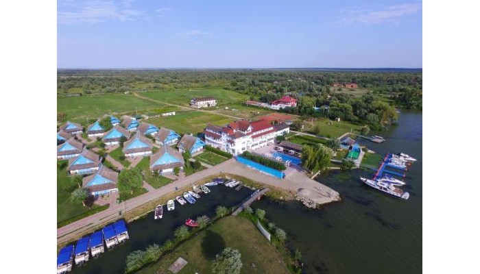 Complex Cormoran poza 1