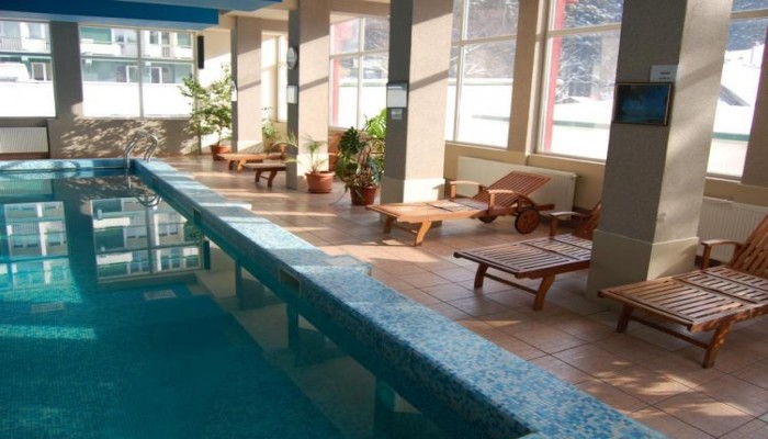 Hotel Bradul poza 5