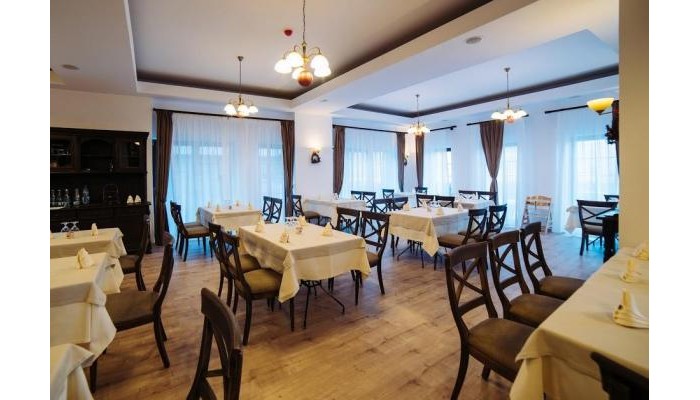 Hotel Piatra Pinului Ski And Spa poza 3